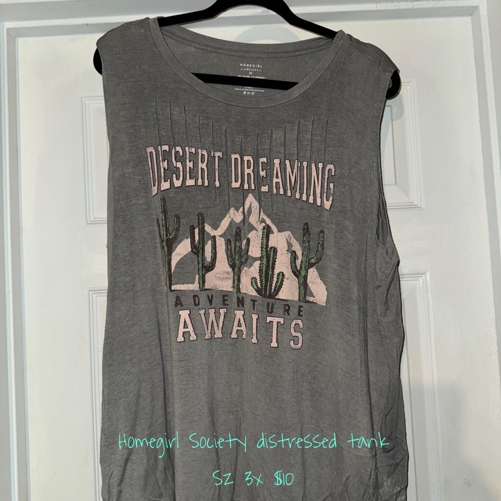 Gray Sleeveless Muscle Tee with Desert Graphic